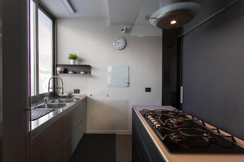 Luxury Sciuti Apartment パレルモ エクステリア 写真